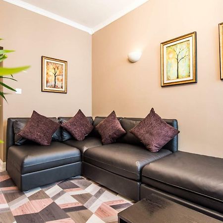 Montgomery Apartments - Crighton Единбург Екстер'єр фото