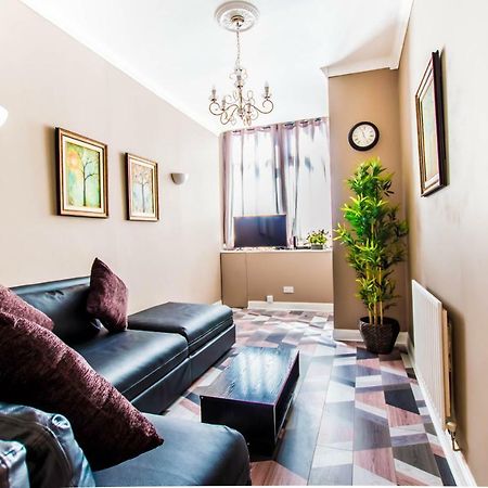 Montgomery Apartments - Crighton Единбург Екстер'єр фото