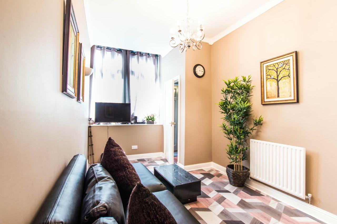 Montgomery Apartments - Crighton Единбург Екстер'єр фото
